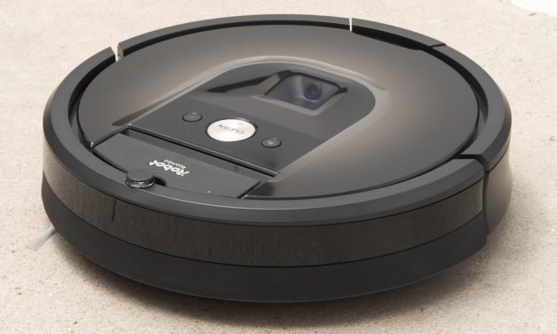 iRobot Roomba i6+ (6550) robot vacuum review and comparison with Roomba i7 plus