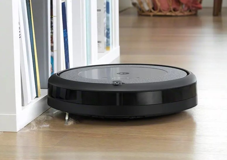 Roomba I3 EVO 3550 Self Emptying Robot Vacuum Cleaner Review 