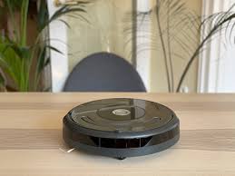 Roomba 676 Vs Roomba 698 : The key differences and where to buy?