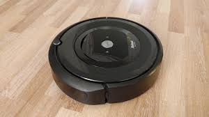 Roomba e6 vs Roomba 675: What are their differences?